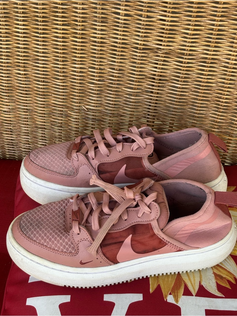 Nike WMNS COURT VISION ALTA TXT 'RUST PINK Low Top Platform Sneakers size 9.5